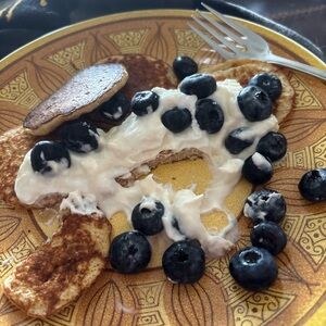 Mikasa Brown and Gold Decorative Dinner Plate